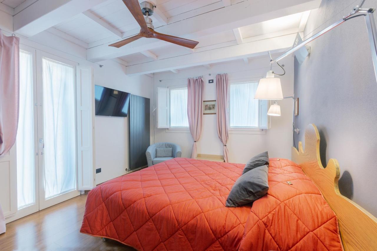 Malagigi Guest House Ферара Екстериор снимка